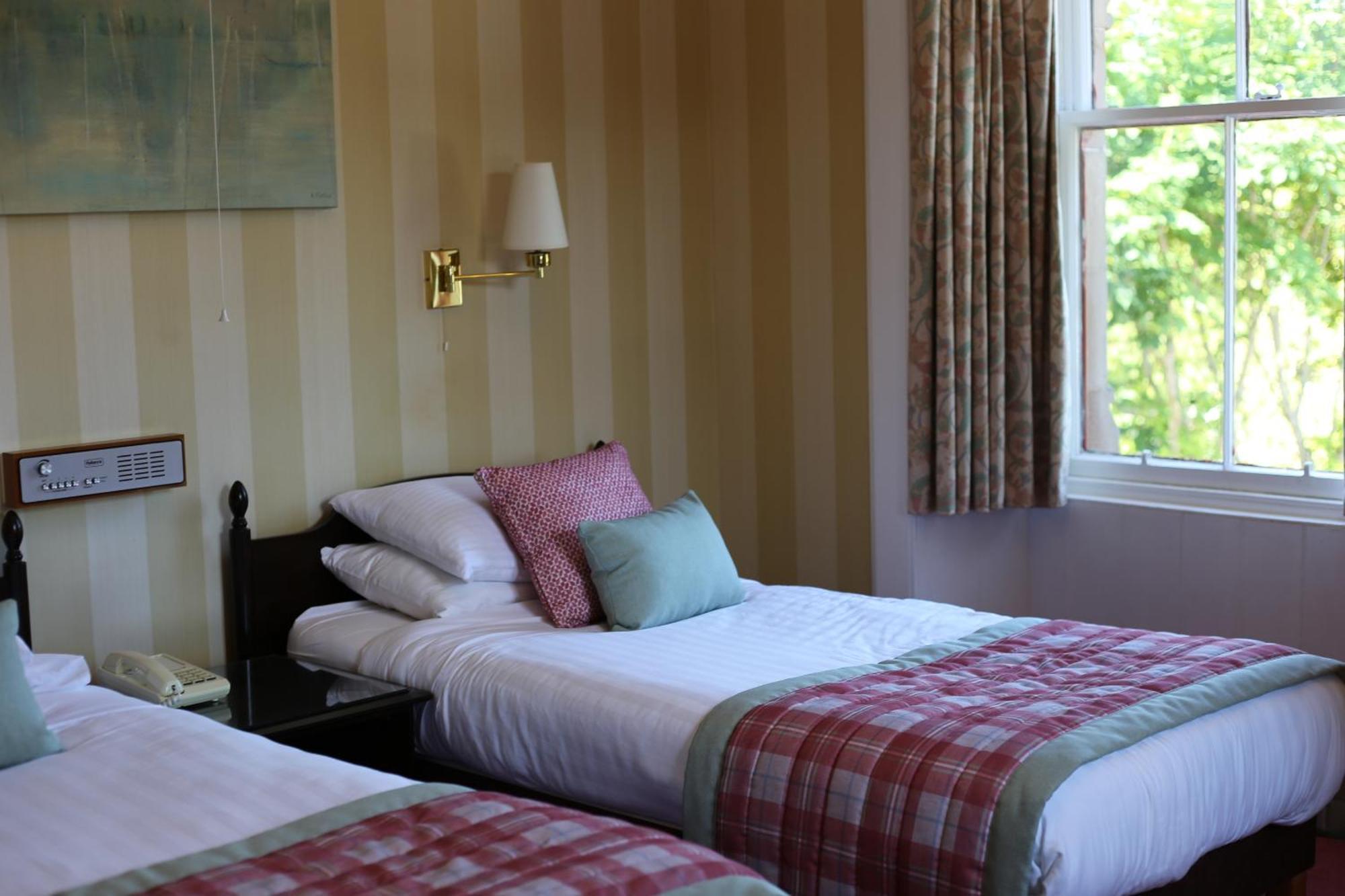 Pitlochry Dundarach Hotel Номер фото